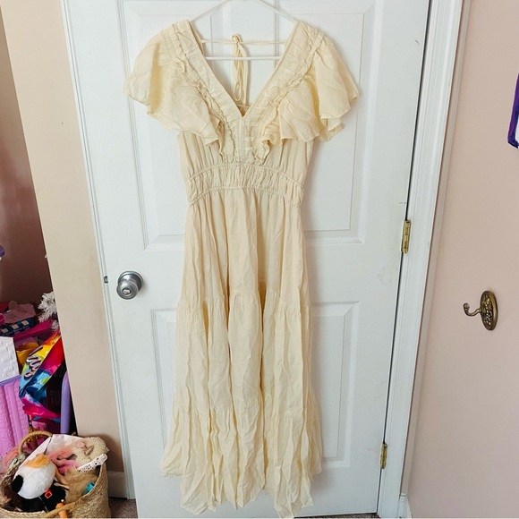 Shop Henly Ivory/cream Maxi Dress - Picture 4 of 7